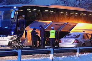 Przerwana podróż pasażerów autobusu rejsowego...