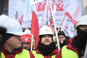 Protest energetyków i górników w stolicy – co dalej z naszym krajem? [Zdjęcia]