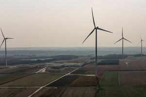 Niemcy ponownie uruchamiają wszystkie elektrownie węglowe. Powód?