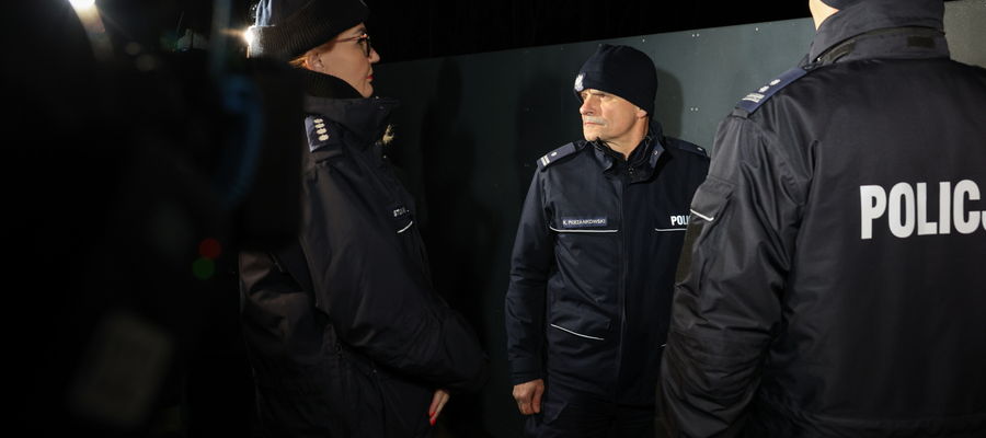 Jeruzal, 31.01.2025. Funkcjonarjusze policji pod jednym z domów byłego ministera sprawiedliwości, poseła PiS Zbigniewa Ziobro.