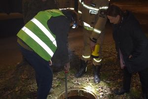 Kontrola WIOŚ w związku z zanieczyszczeniem cieku wodnego na Sadkowie