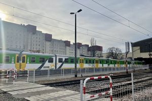 Mieszkańcy Pragi dopięli swego – nowe przejście za stacją Warszawa Wileńska otwarte