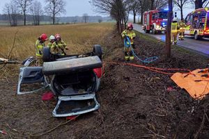 Dachowanie na trasie Lubawa – Gutowo. Służby apelują o ostrożność!