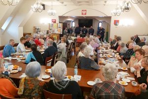 Seniorzy poznali swoich dzielnicowych