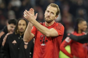 Kane strzela, a Bayern wygrywa siódmy raz z rzędu