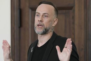 Nergal nie stawił się w sądzie, mimo to, sąd wydał prawomocny wyrok 