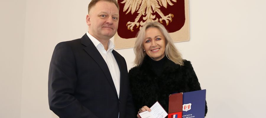 Burmistrz Piotr Jankowski i Ada Gostkowska