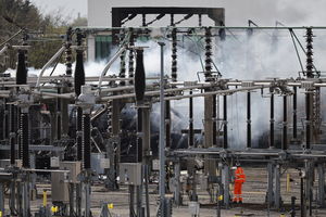 Potężny pożar na lotnisku w Heathrow. Władze komentują