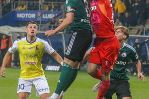 Jagiellonia broni, a Legia odrabia