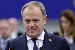 Tusk i Nawrocki po rozmowie Trump Zełenski