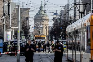 Policja: co najmniej jeden zabity po staranowaniu ludzi przez auto w Mannheim