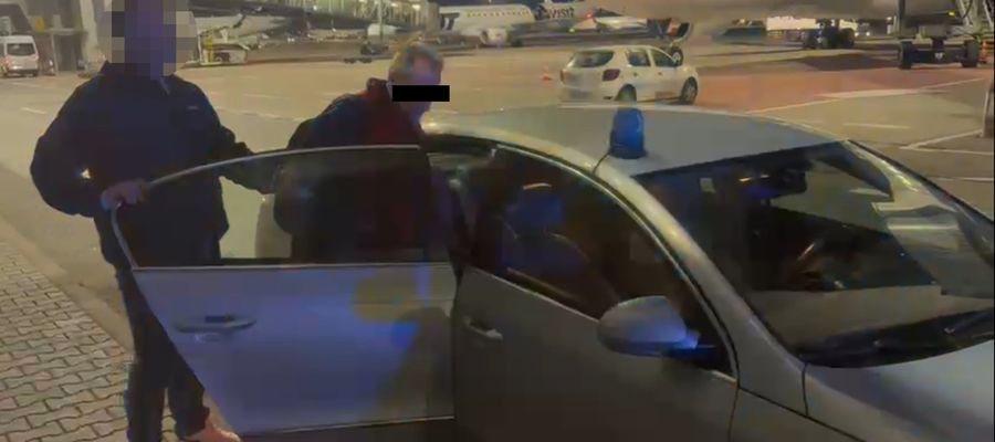 Z Dubaju prosto w ręce śródmiejskich policjantów 