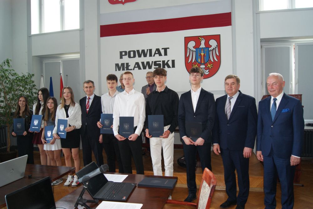 https://m.wm.pl/2025/04/orig/17688-1283255.jpg