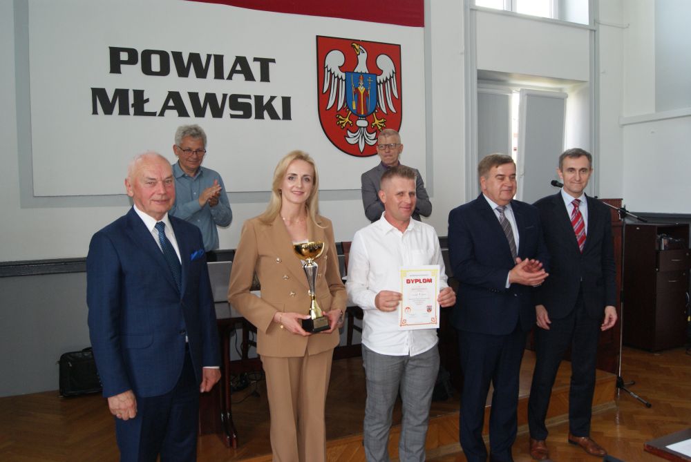 https://m.wm.pl/2025/04/orig/17696-1283265.jpg