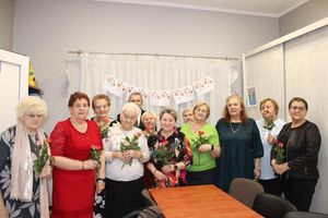 Seniorzy tworzą cuda z recyklingu