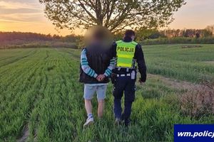 Porzucił samochód i uciekł w pole. Policjanci gonili go dwa kilometry! 