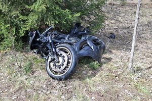 Motocyklista zderzył się z audi