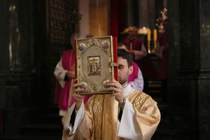 Prymas: Wielkanoc to święto nadziei
