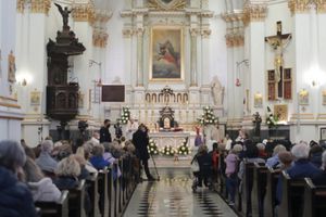 Czy w Poniedziałek Wielkanocny katolicy mają obowiązek udziału we mszy? 