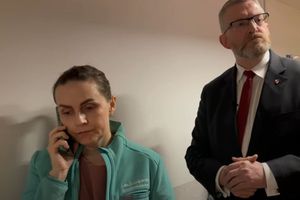 Hejt, groźby i zatrzymania. Nie stygną emocje wokół ginekolożki z Oleśnicy