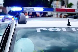 Wózek inwalidzki kontra autobus: Mężczyzna z blisko trzema promilami trafił do szpitala