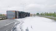 Uwaga kierowcy! Ciężarówka zablokowała S7