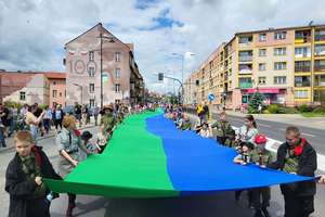 Ełczanie w barwnej paradzie przeszli główną ulicą miasta
