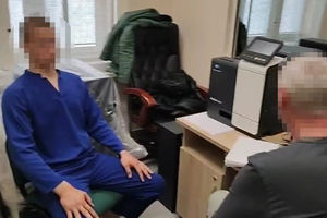 Brutalna napaść w centrum Warszawy. 16-latek zaatakował ochroniarza dla butelki alkoholu