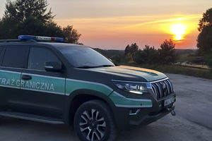 Łotysz ukrywał Somalijczyków w bagażniku. Strażnicy graniczni z Gołdapi zatrzymali nielegalny przemyt