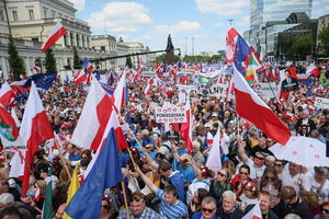 Nawrocki kontra Trzaskowski – starcie frekwencji