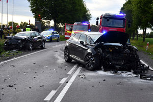 Groźny wypadek. Ranne trzy osoby