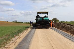 Przebudowa dróg w Szczepankowie oraz rozpoczęcie budowy nowych tras