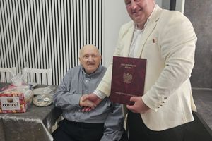 Wizyta wójta z wyjątkowymi życzeniami i gratulacjami