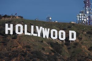 Zgasły światła w Hollywood. Produkcje przenoszą się za granicę