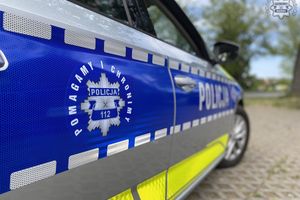 Przyjechał do sądu pod wpływem alkoholu. Okazało się też, że nigdy nie miał prawa jazdy  