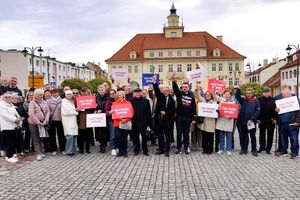 W Olsztynku politycy Koalicji Obywatelskiej zapraszają mieszkańców do udziału w wyborach prezydenckich