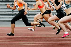 Multisportowe zegarki Garmin: narzędzia dla biegaczy, rowerzystów i nurków