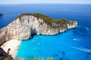 Rodzinne wakacje na greckiej wyspie Zakynthos. Sprawdzamy dlaczego warto