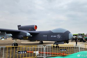Chiński Jiutian SS-UAV: latający rój bojowych dronów zwiastuje nową erę wojny powietrznej