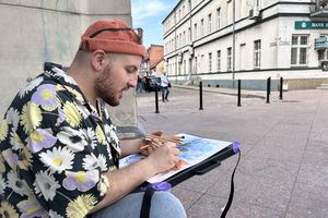 Kamil Mączkowski sprowadza urban sketching do Nowego Miasta Lubawskiego