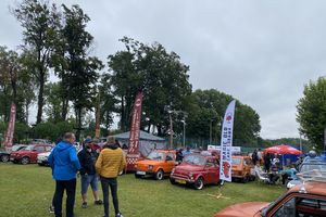 VI Zlot Classic Cars w Lubawie – podróż w czasie i fascynacja motoryzacją!