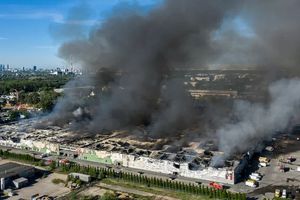 Rosyjski sabotaż w Warszawie! Marywilska 44 podpalona na zlecenie Kremla?