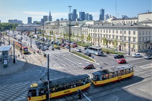 Pl. Bankowy zakorkowany? Szykuj się na remont torów i objazdy