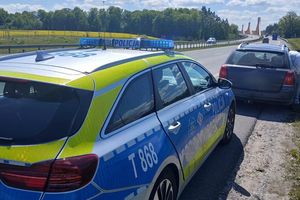 Policyjny pościg na ekspresowej S5. Za kierownicą toyoty pijany i poszukiwany mężczyzna