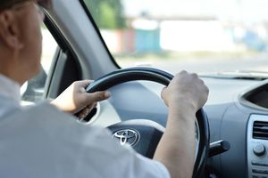 Po 65. roku życia wydłuża się czas reakcji kierowców