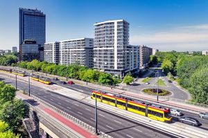 Tramwaje wróciły na wiadukt przy Arkadii