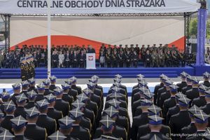 Prezydent Duda na Centralnych Obchodach Dnia Strażaka. Awanse generalskie dla czterech oficerów PSP