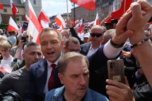 Marsz Nawrockiego: Jedno środowisko polityczne nie będzie rządzić Polską