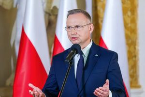 Prezydent w rocznicę zakończenia II wojny światowej: nigdy więcej wojny
