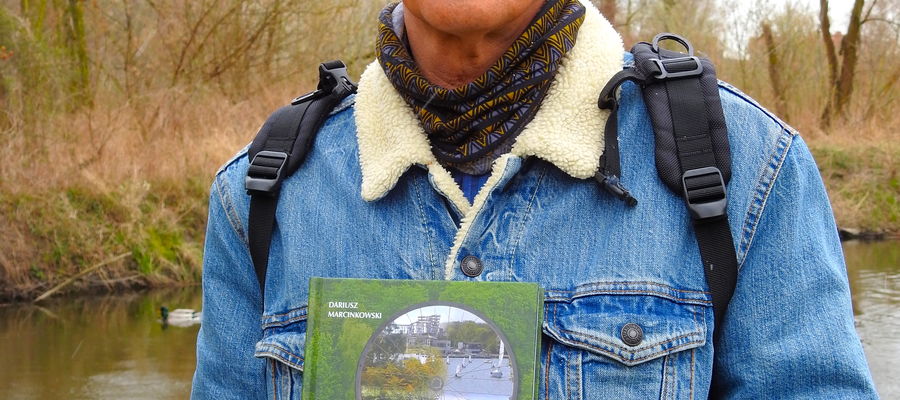 Dariusz Marcinkowski poleca książkę Rowerem po Małej Ojczyźnie, jako wakacyjny przewodnik